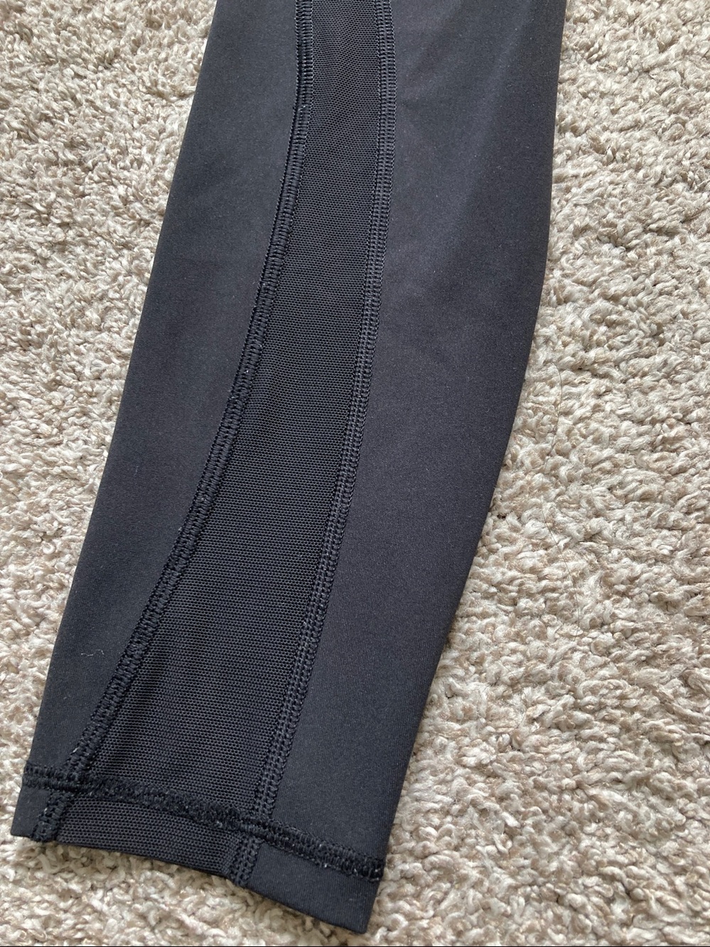 Lululemon Train Times Black Leggings 7/8 Sheer details sz 2 - Picture 7 of 11